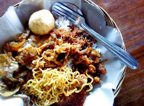 1646101959 837 13 Makanan Khas Bali Paling Legendaris